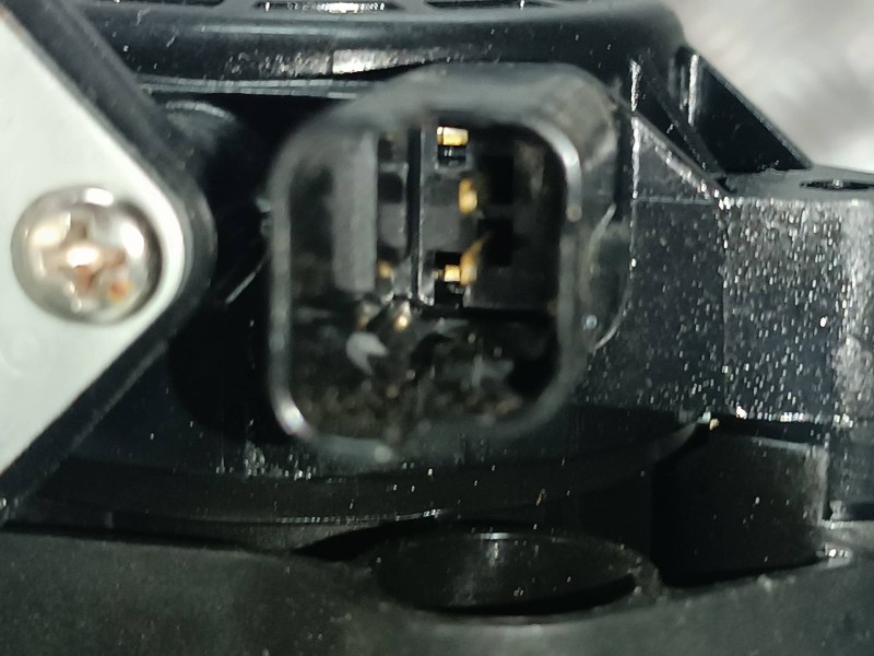 Recambio de elevalunas trasero izquierdo para nissan pulsar (c13) referencia OEM IAM 827013ZL0A CONECTOR 2 PINES ELECTRICO