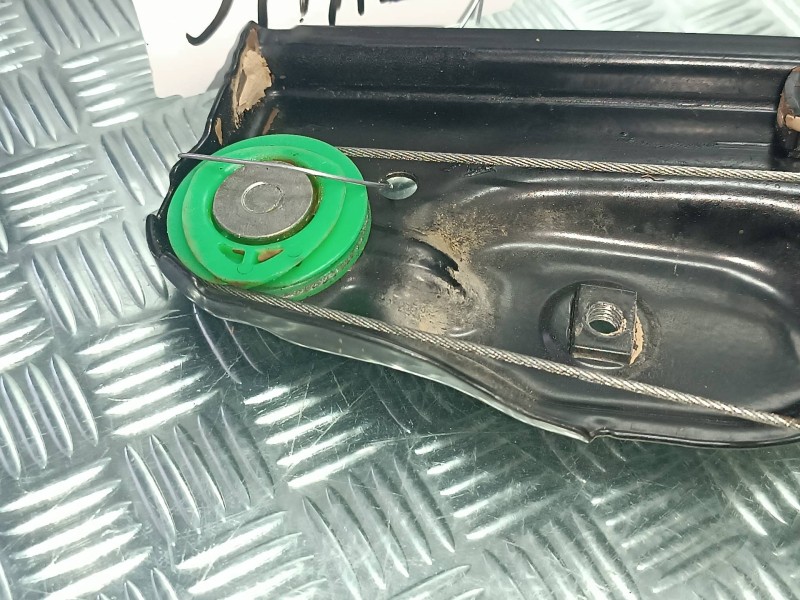 Recambio de elevalunas delantero derecho para nissan pulsar (c13) referencia OEM IAM 807003ZL0B CONECTOR 2 PINES ELECTRICO