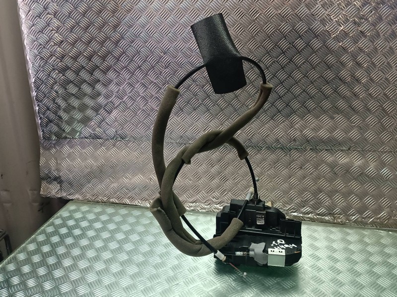 Recambio de cerradura puerta trasera derecha para nissan pulsar (c13) referencia OEM IAM  CONECTOR 3 PINES ELECTRICA