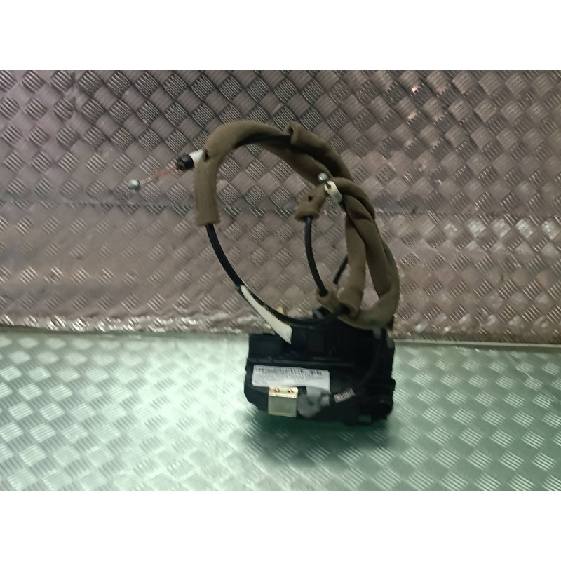 Recambio de cerradura puerta trasera izquierda para nissan pulsar (c13) referencia OEM IAM  CONECTOR 3 PINES ELECTRICA