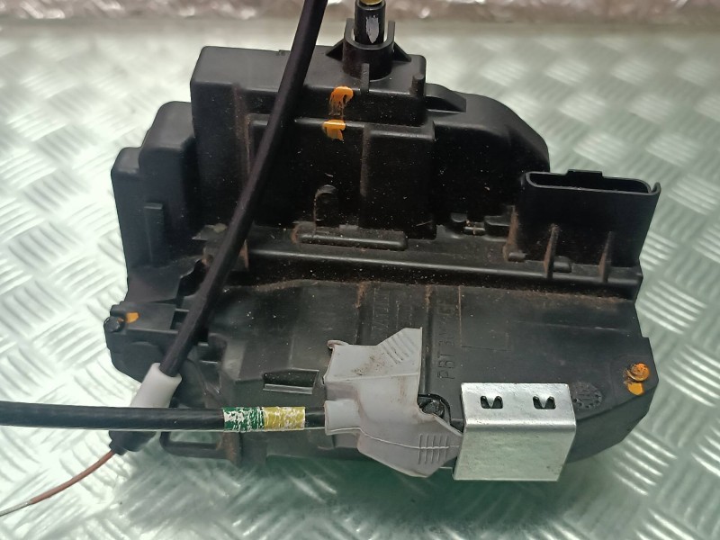 Recambio de cerradura puerta delantera derecha para nissan pulsar (c13) referencia OEM IAM  CONECTOR 3 PINES ELECTRICA