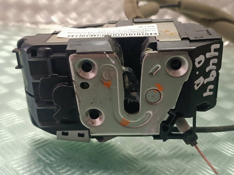 Recambio de cerradura puerta delantera derecha para nissan pulsar (c13) referencia OEM IAM  CONECTOR 3 PINES ELECTRICA