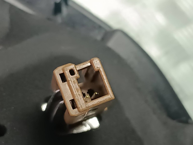 Recambio de piloto trasero derecho interior para nissan pulsar (c13) referencia OEM IAM 18066  