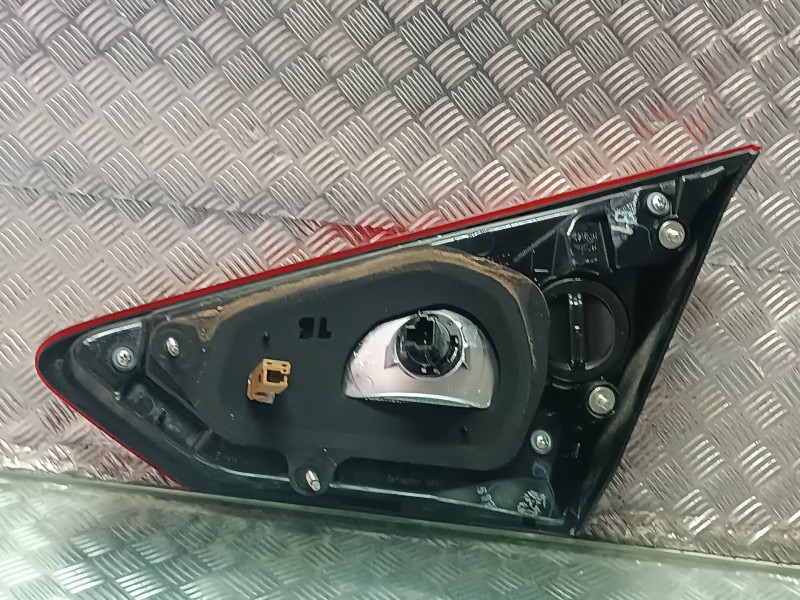 Recambio de piloto trasero izquierdo interior para nissan pulsar (c13) referencia OEM IAM 18066  