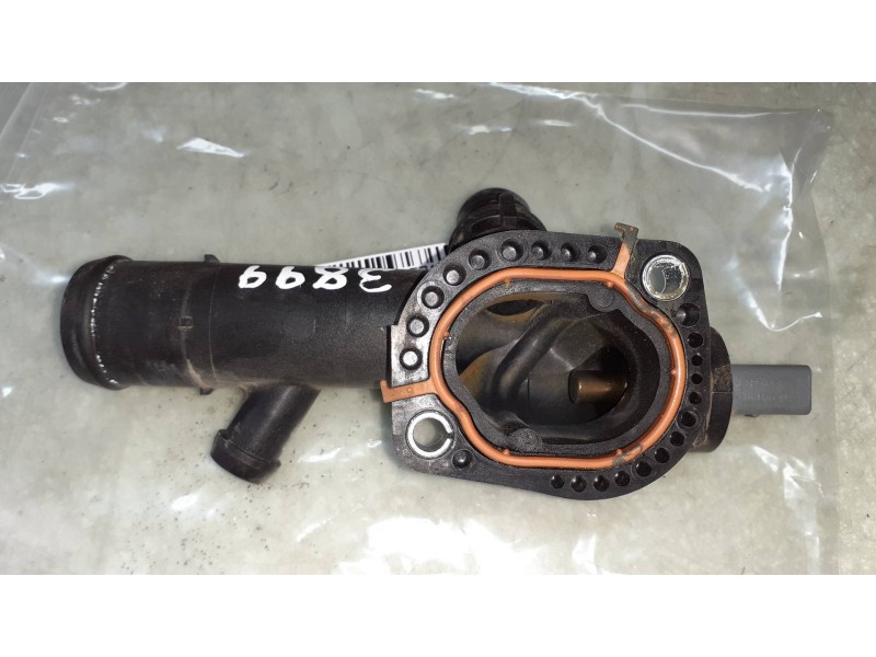 Recambio de termostato para audi a4 ber. (b8) basis referencia OEM IAM 03L121132AC  CONECTOR 2 PINES