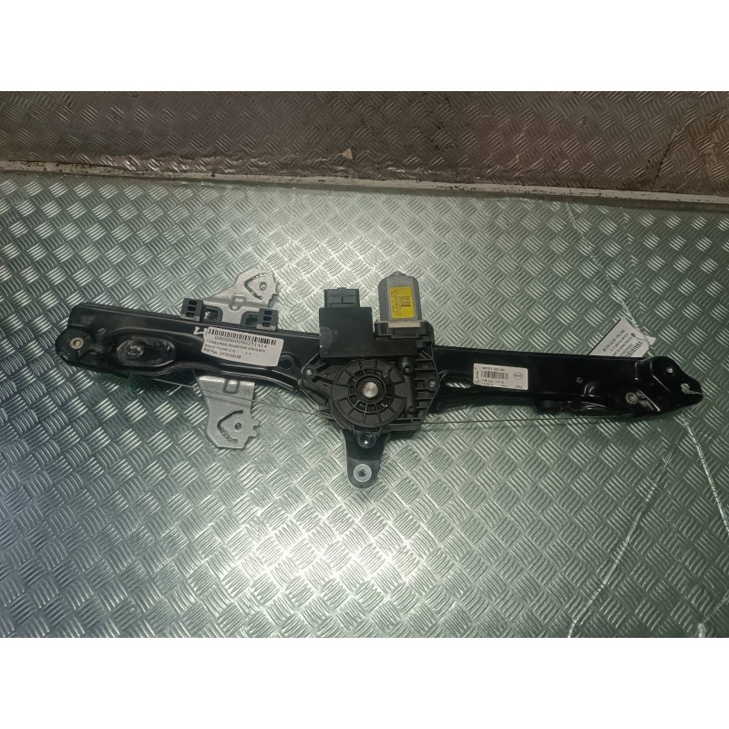 Recambio de elevalunas delantero izquierdo para nissan pulsar (c13) referencia OEM IAM 807013ZL0B CONECTOR 6 PINES ELECTRICO