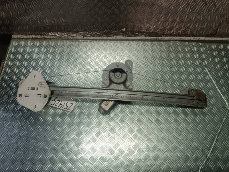 Recambio de elevalunas delantero derecho para dacia logan referencia OEM IAM 400727D  2 PINES