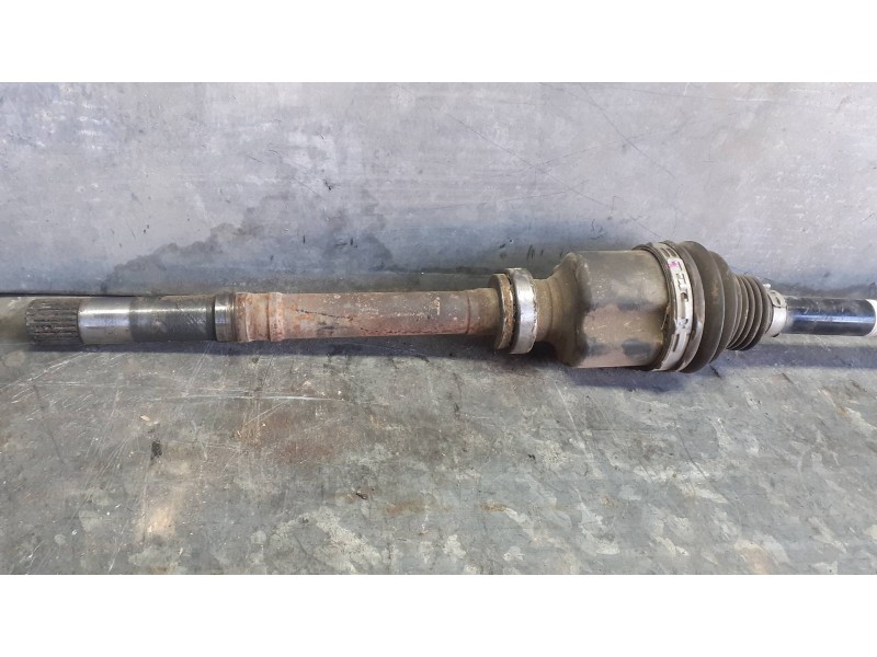 Recambio de transmision delantera derecha para peugeot 308 referencia OEM IAM 9802479680  