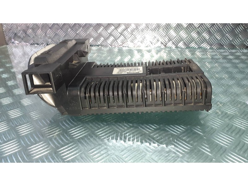 Recambio de mando luces para mg rover serie 75 (rj) 2.0 cdti classic referencia OEM IAM YWC106940 086956052 