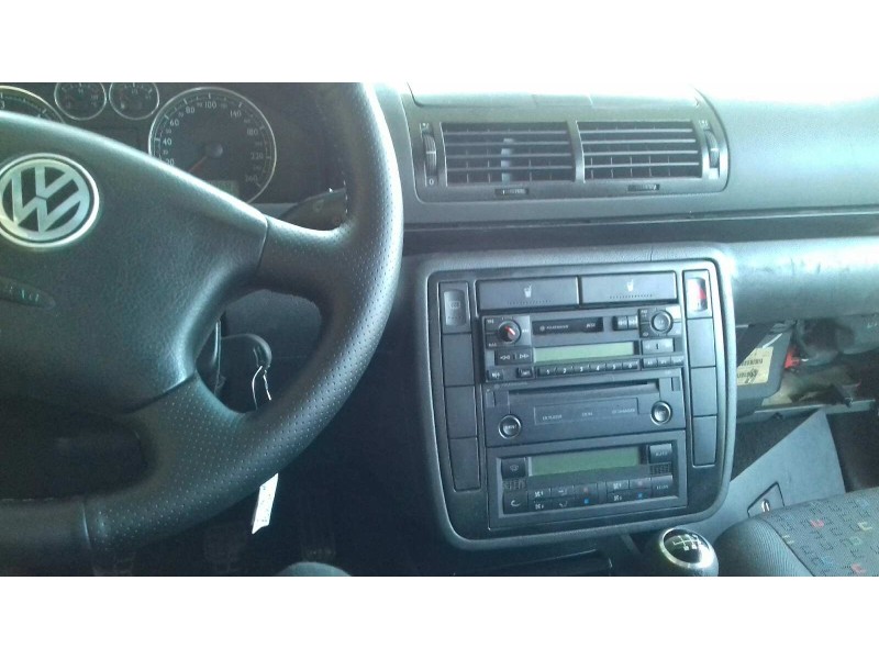 volkswagen sharan (7m6/7m9) del año 2002