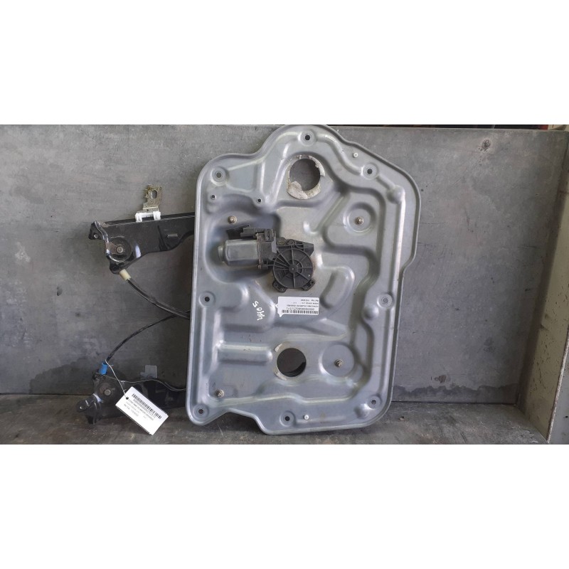 Recambio de elevalunas delantero izquierdo para nissan qashqai (j10) referencia OEM IAM 119742VD  ELECTRICO