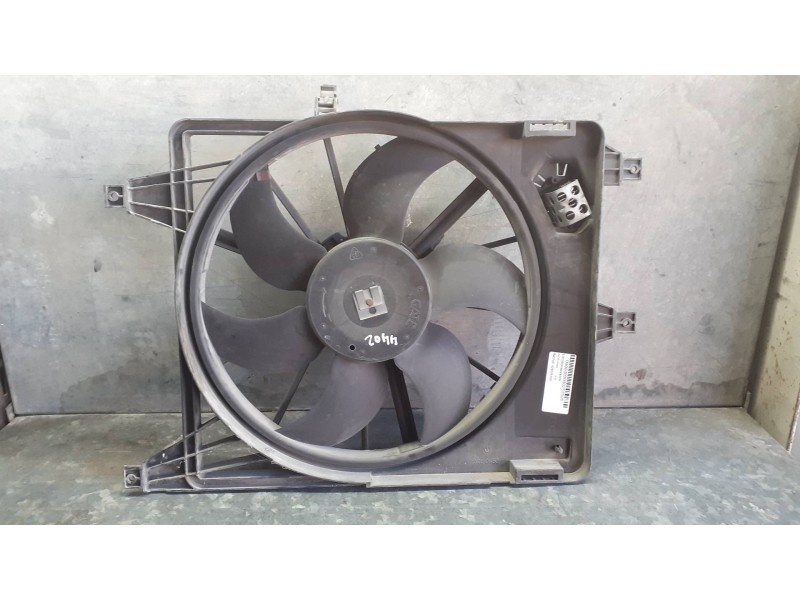 Recambio de electroventilador para dacia logan referencia OEM IAM 8200293391 8250453 