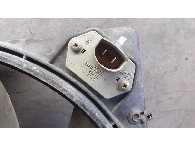 Recambio de electroventilador para ford fiesta berlina (dx) referencia OEM IAM 8240186 96FB8146BH 96FB8C607CK