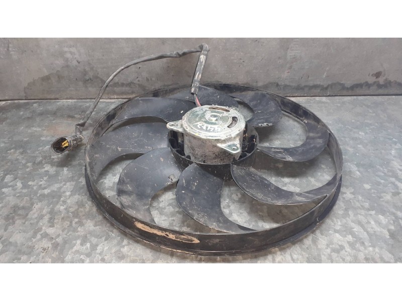 Recambio de electroventilador para peugeot 308 referencia OEM IAM 19995YY0591EP 5000014 