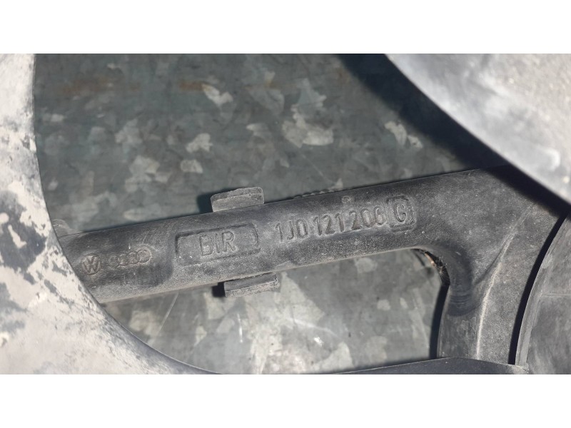 Recambio de electroventilador para volkswagen polo (9n1) referencia OEM IAM 1J0121206  