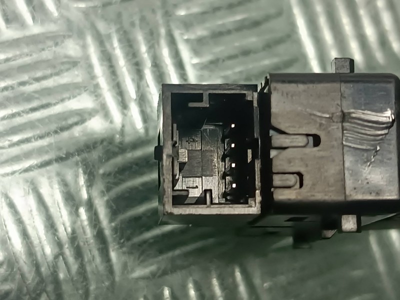 Recambio de interruptor para volkswagen touareg (7la) referencia OEM IAM 7L69621253X1 4 PINES APERTURA PUERTAS