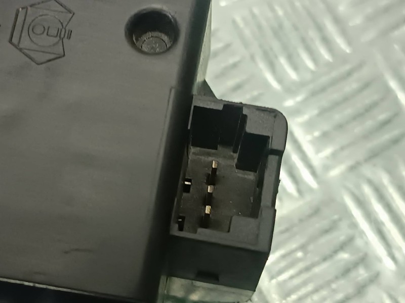 Recambio de cerradura maletero / porton para peugeot 407 referencia OEM IAM 9653208080  3 PINES