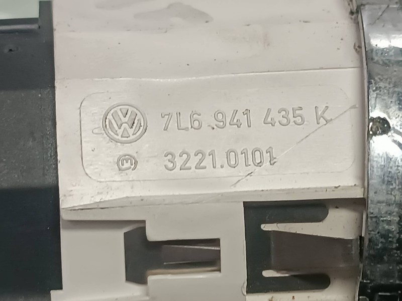 Recambio de mando luces para volkswagen touareg (7la) referencia OEM IAM 7L6941435K  16 PINES