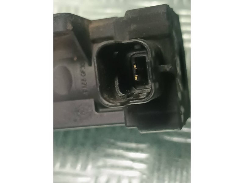 Recambio de valvula aire adicional para citroen berlingo cuadro referencia OEM IAM 9811643880  EGR