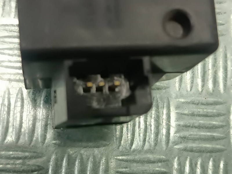 Recambio de cerradura maletero / porton para citroen c5 berlina referencia OEM IAM 9652483180  3 PINES