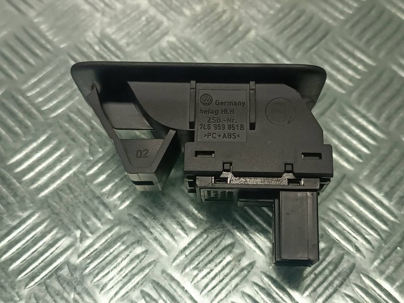 Recambio de mando elevalunas trasero derecho para volkswagen touareg (7la) referencia OEM IAM 7L6959851B 7L6959855A 3 PINES