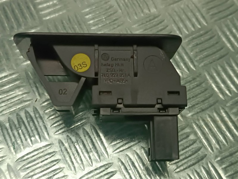 Recambio de mando elevalunas delantero derecho para volkswagen touareg (7la) referencia OEM IAM 7L6959851A 1F0959855 3 PINES