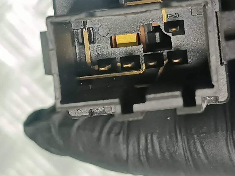 Recambio de interruptor para volkswagen touareg (7la) referencia OEM IAM 7L6919281 5 PINES SENSOR PARKING