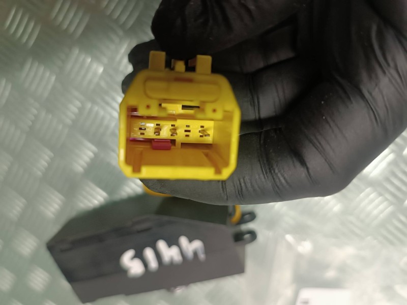 Recambio de modulo electronico para volkswagen touareg (7la) referencia OEM IAM 7L6919211  DESCONECTADOR AIRBAG