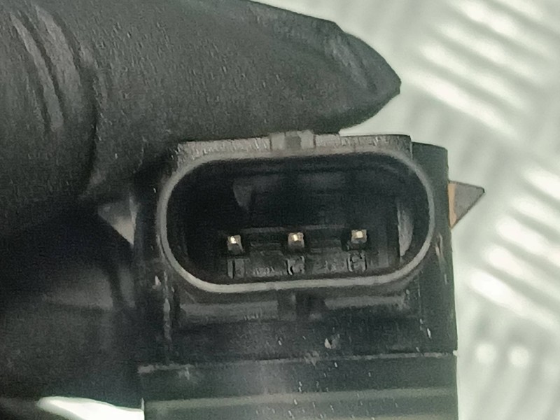 Recambio de sensor para volkswagen golf vii lim. referencia OEM IAM 5Q0919275B  CONECTOR 3 PINES