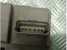 Recambio de cerradura puerta delantera izquierda para peugeot 206 berlina xs referencia OEM IAM  CONECTOR 6 PINES ELECTRICA 2