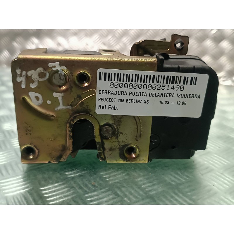 Recambio de cerradura puerta delantera izquierda para peugeot 206 berlina xs referencia OEM IAM  CONECTOR 6 PINES ELECTRICA