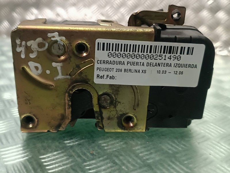 Recambio de cerradura puerta delantera izquierda para peugeot 206 berlina xs referencia OEM IAM  CONECTOR 6 PINES ELECTRICA