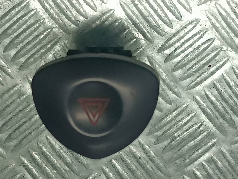 Recambio de warning para renault clio ii fase ii (b/cb0) referencia OEM IAM 442723 CONECTOR 4 PINS 