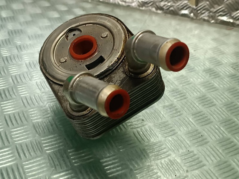 Recambio de enfriador aceite motor para ford puma referencia OEM IAM H6BG6B856CA 203226C0764 FOMOCO