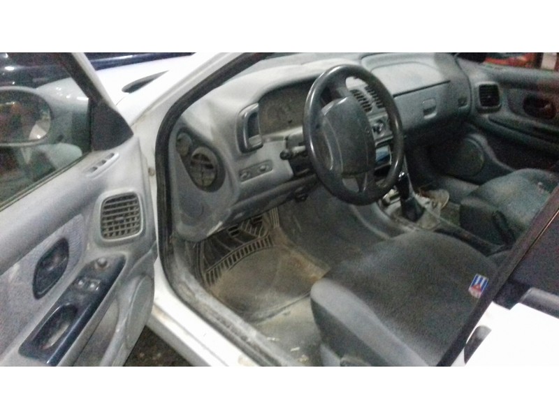 renault laguna (b56) del año 1998