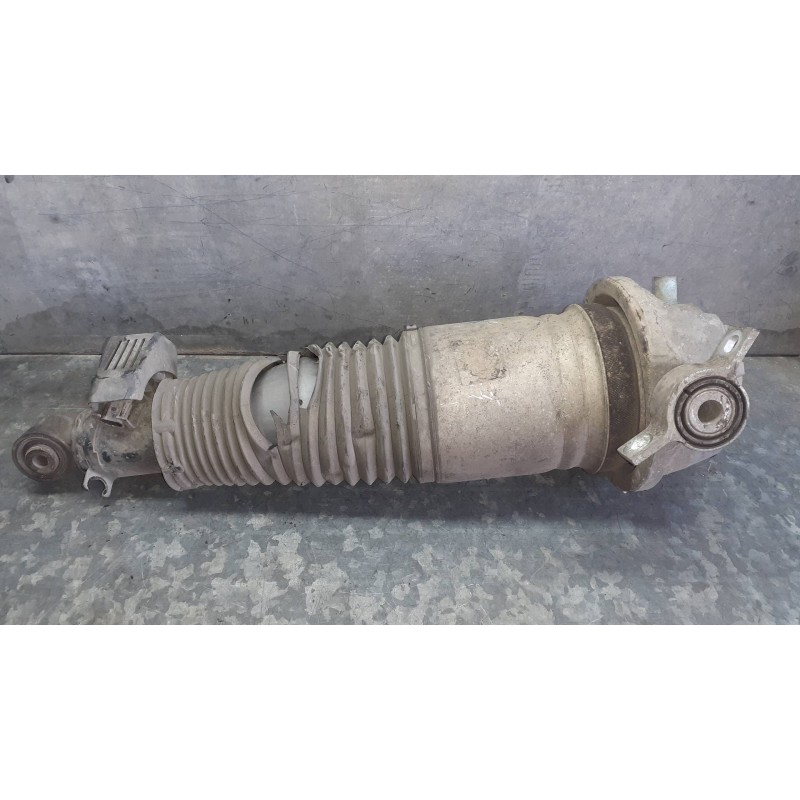 Recambio de amortiguador trasero derecho para volkswagen touareg (7la) referencia OEM IAM 7L6512022E  