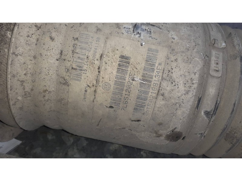 Recambio de amortiguador trasero derecho para volkswagen touareg (7la) referencia OEM IAM 7L6512022E  