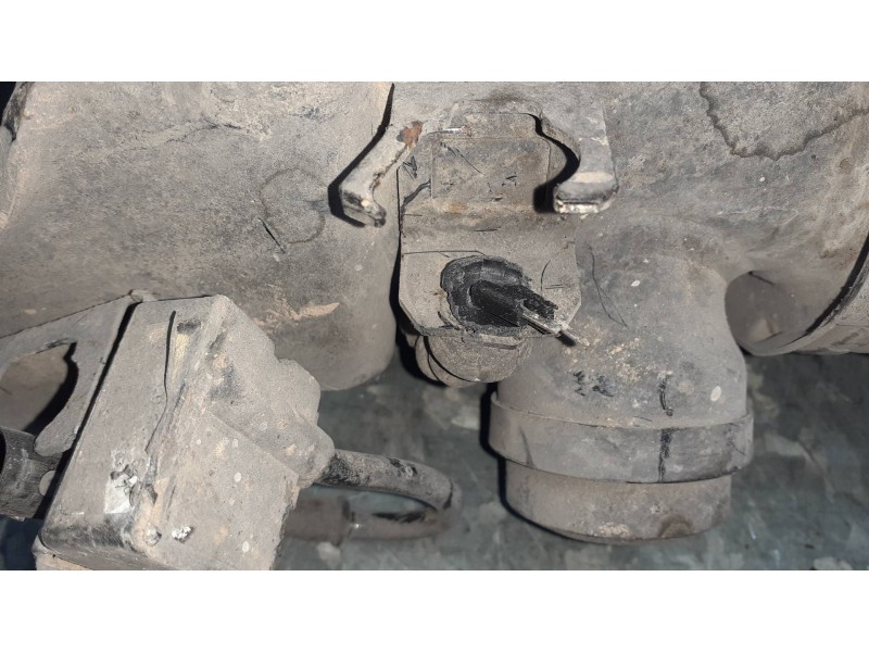 Recambio de amortiguador delantero izquierdo para volkswagen touareg (7la) referencia OEM IAM 7L6412021T  