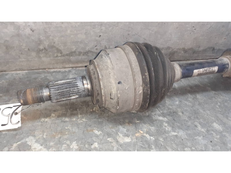 Recambio de transmision delantera derecha para volkswagen touareg (7la) referencia OEM IAM 7L6407271A  