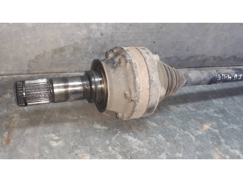 Recambio de transmision trasera derecha para volkswagen touareg (7la) referencia OEM IAM 7L0501201A  