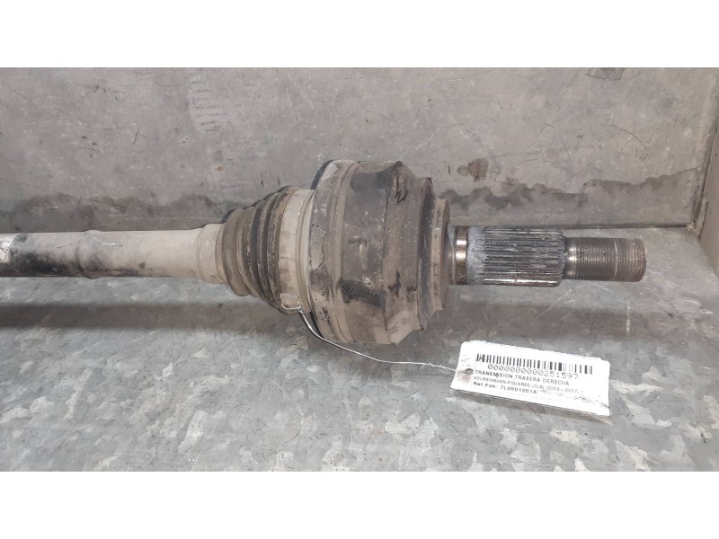 Recambio de transmision trasera derecha para volkswagen touareg (7la) referencia OEM IAM 7L0501201A  