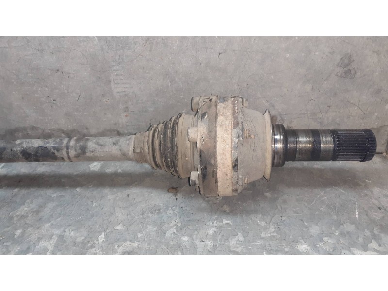 Recambio de transmision trasera izquierda para volkswagen touareg (7la) referencia OEM IAM 7L0501201A  