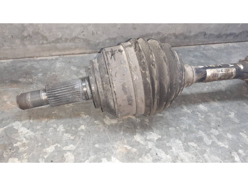 Recambio de transmision delantera izquierda para volkswagen touareg (7la) referencia OEM IAM 7L6407271A  
