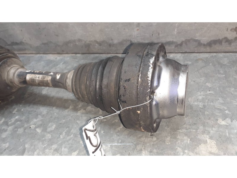 Recambio de transmision delantera izquierda para volkswagen touareg (7la) referencia OEM IAM 7L6407271A  