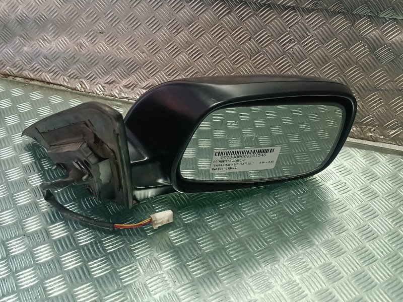 Recambio de retrovisor derecho para toyota avensis berlina (t 22) referencia OEM IAM 015440 SKH5636 ELECTRICO