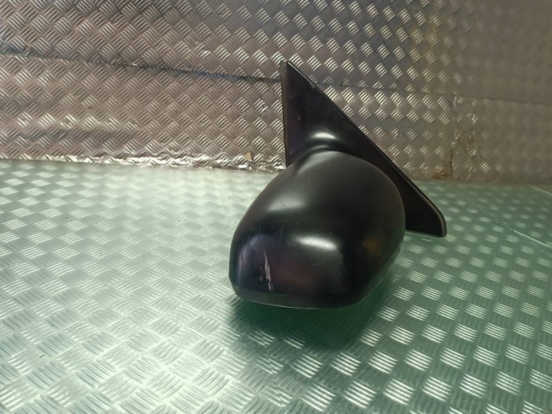 Recambio de retrovisor izquierdo para toyota avensis berlina (t 22) referencia OEM IAM 015440 SKH5636 ELECTRICO