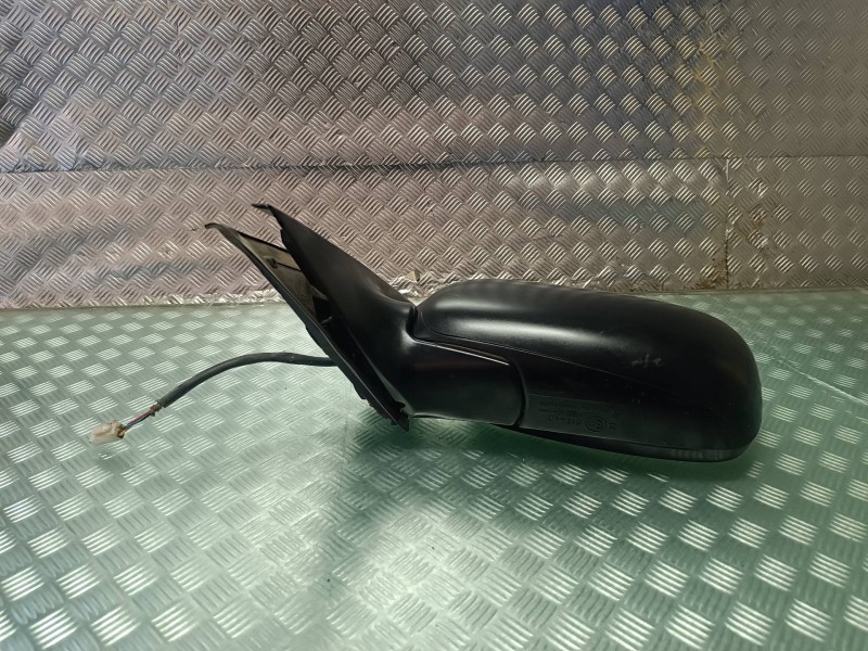Recambio de retrovisor izquierdo para toyota avensis berlina (t 22) referencia OEM IAM 015440 SKH5636 ELECTRICO