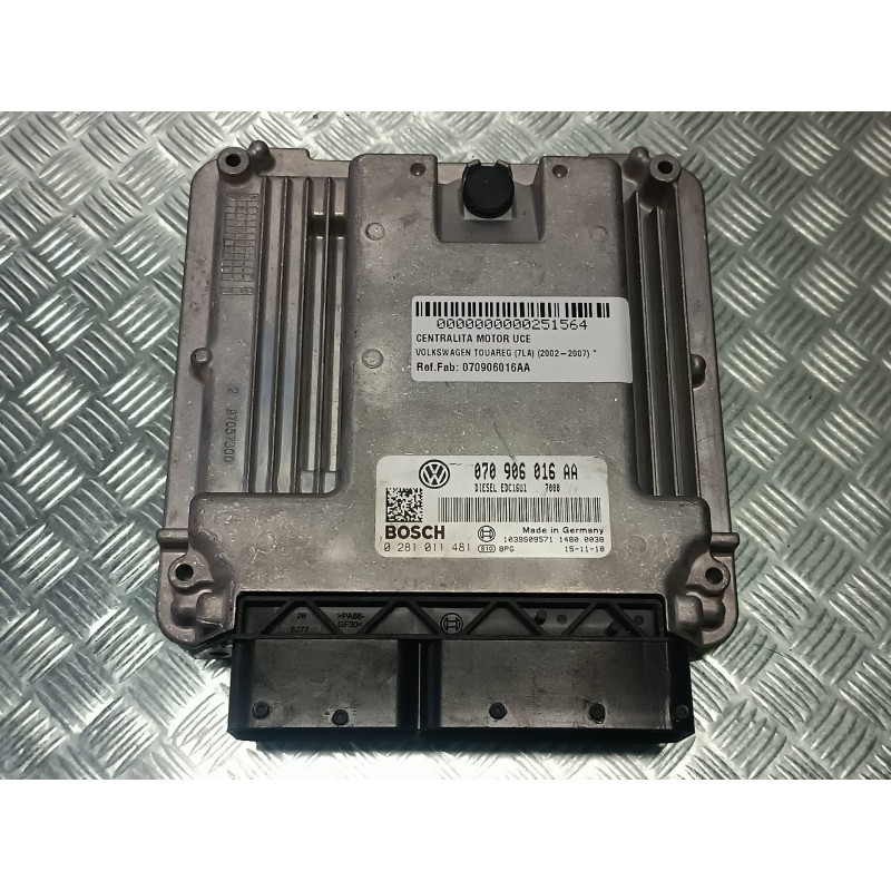 Recambio de centralita motor uce para volkswagen touareg (7la) referencia OEM IAM 070906016AA  0281011481