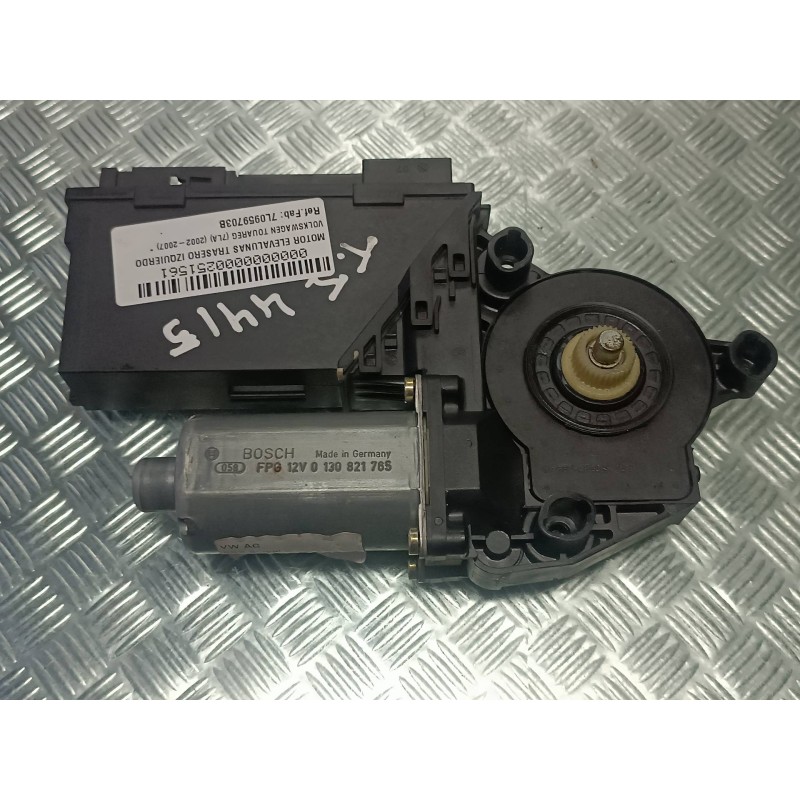 Recambio de motor elevalunas trasero izquierdo para volkswagen touareg (7la) referencia OEM IAM 7L0959703B 3D0959795C 0130821765