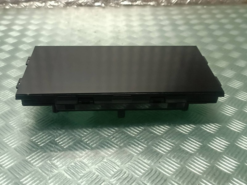 Recambio de pantalla multifuncion para opel mokka referencia OEM IAM 9836623980 31321458 VALEO